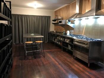 Bunkers Backpackers Hostel Busselton Buitenkant foto