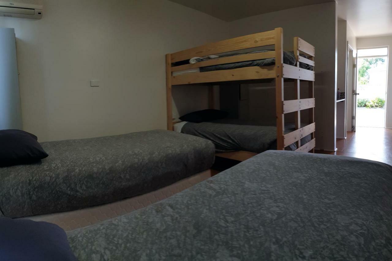Bunkers Backpackers Hostel Busselton Buitenkant foto